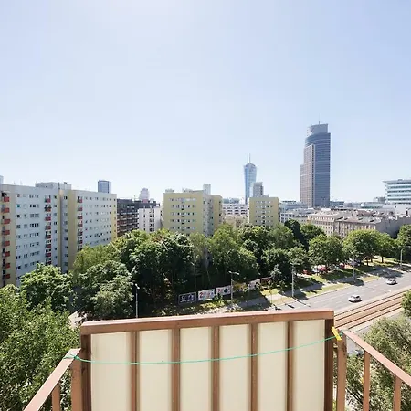 Shortstaypoland Aleja Solidarnosci Warsaw Exterior photo