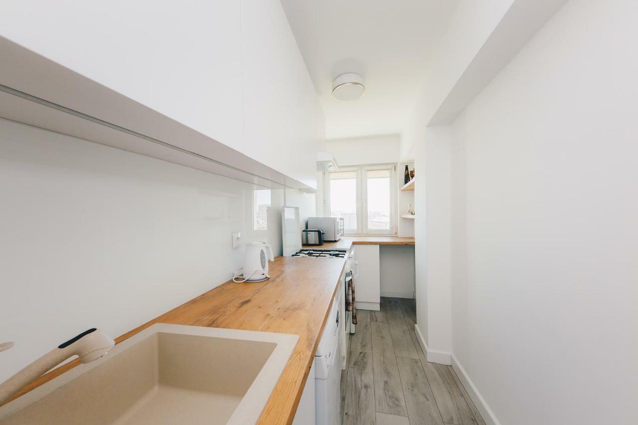 Apartment Shortstaypoland Aleja Solidarnosci Warsaw
