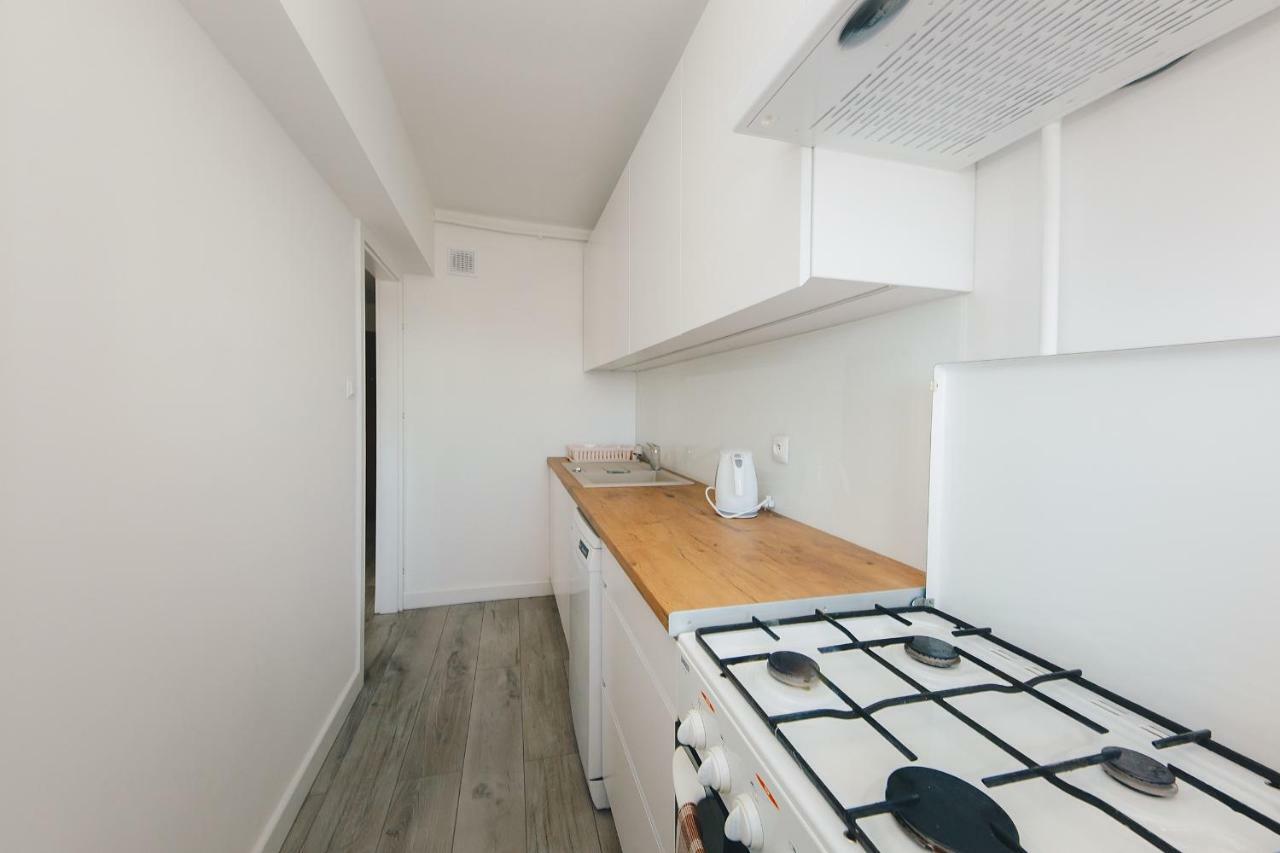 Apartment Shortstaypoland Aleja Solidarnosci *